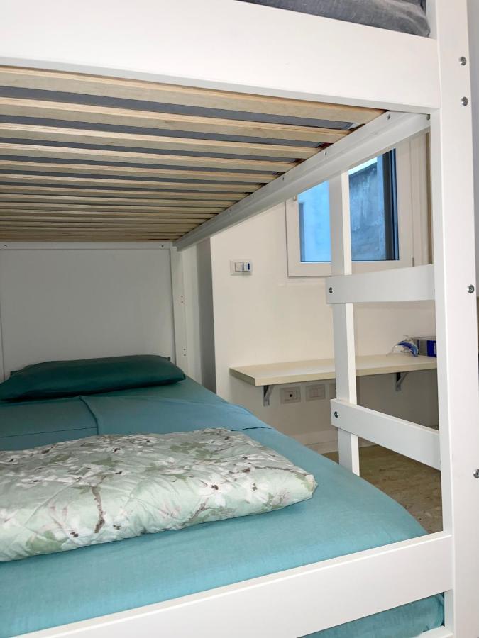 The White House, Modern Apartment In Center Milaan Buitenkant foto