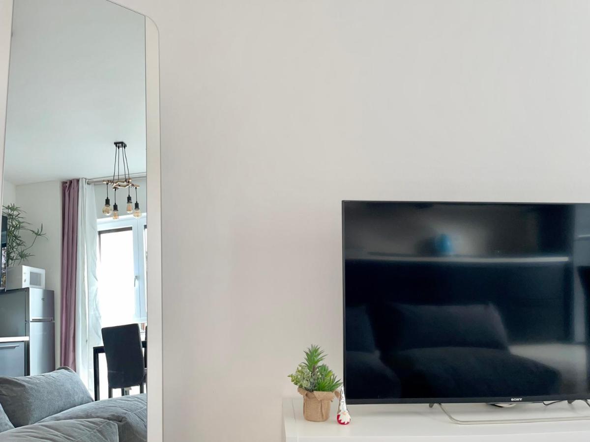 The White House, Modern Apartment In Center Milaan Buitenkant foto