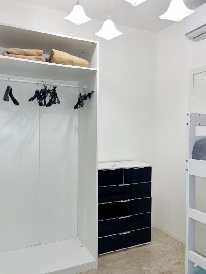 The White House, Modern Apartment In Center Milaan Buitenkant foto
